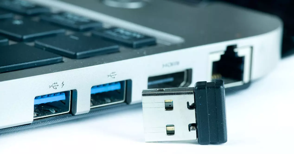 Cómo deshabilitar los puertos USB de tu laptop o PC para proteger tu  información personal?, Tutoriales
